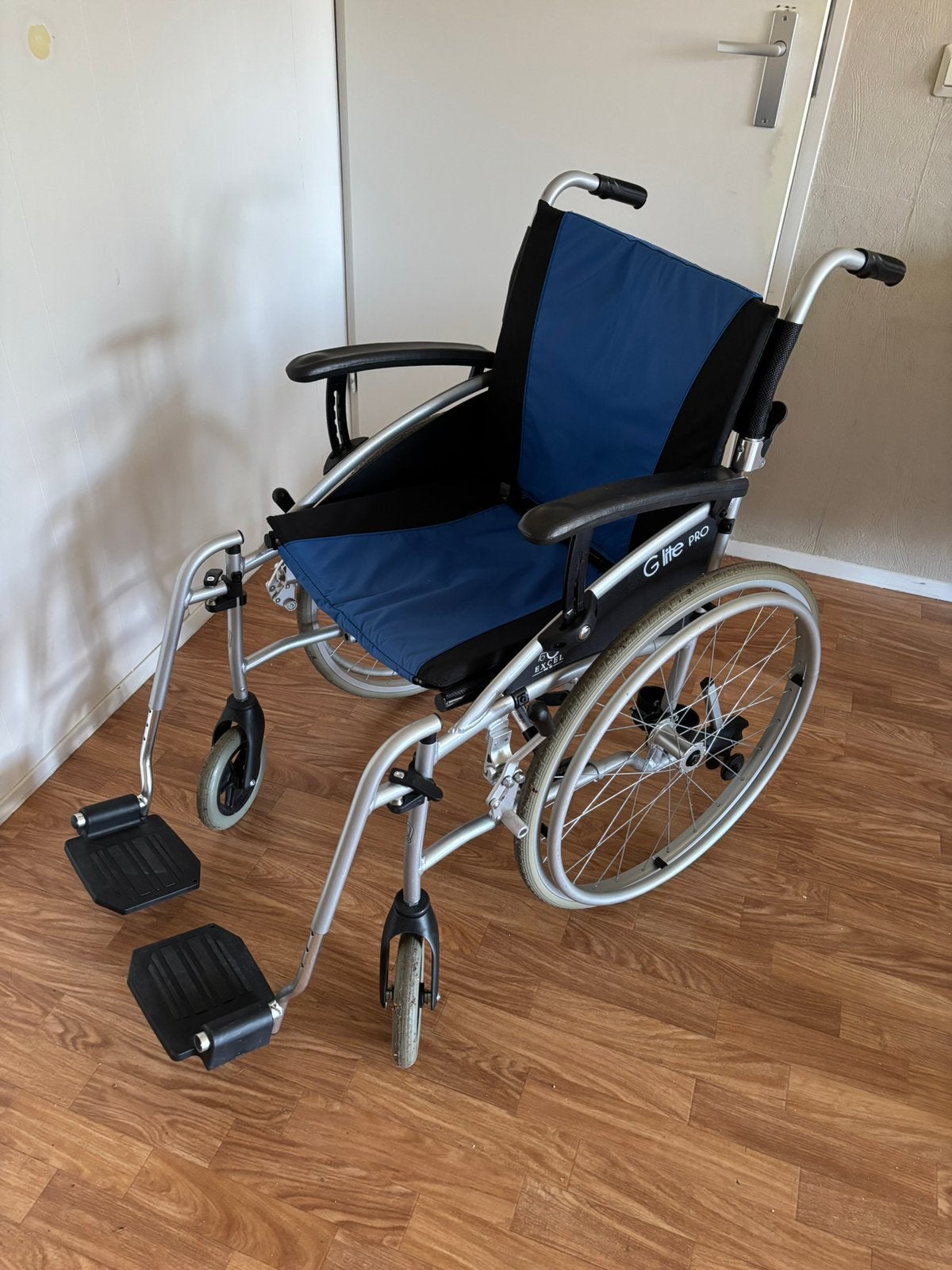 Rolstoel Exel G lite pro, Diversen, Rolstoelen, Ophalen, Inklapbaar, Zo goed als nieuw, Duwrolstoel