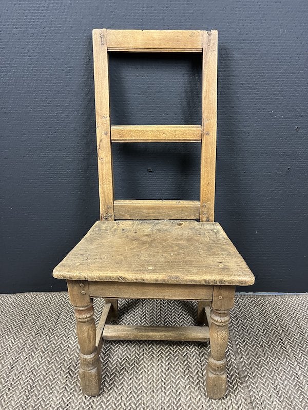 Antieke eenvoudige Franse houten stoel -  rond 1800, Antiek en Kunst, Antiek | Meubels | Stoelen en Banken, Ophalen of Verzenden