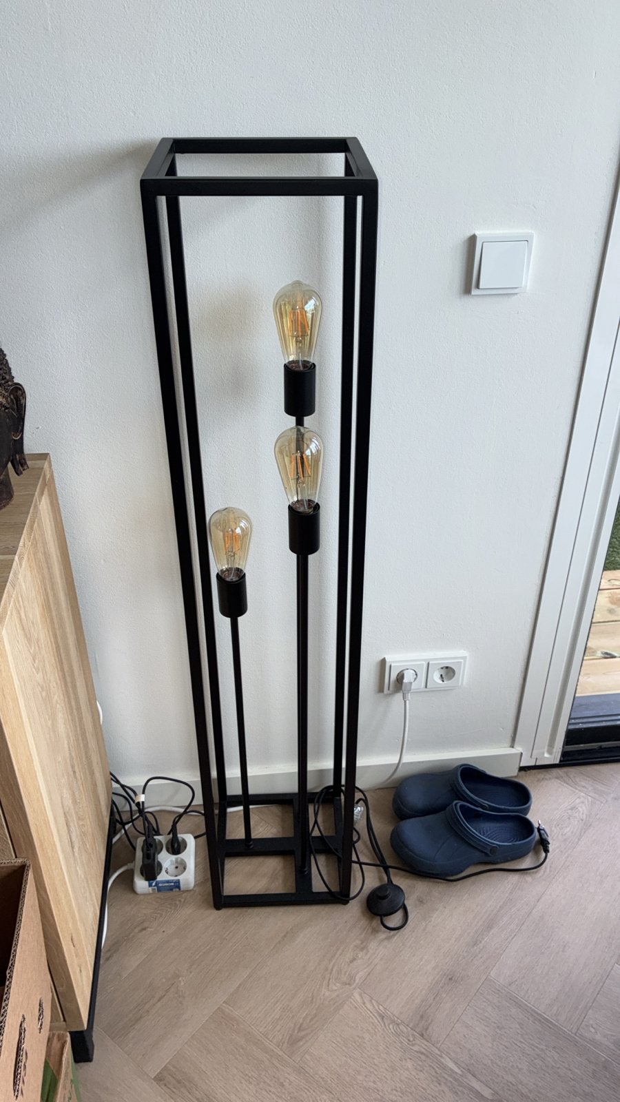 Zwarte industriële vloerlamp met 3 Edison lampen, Ophalen, E27 (groot), Zo goed als nieuw, Metaal