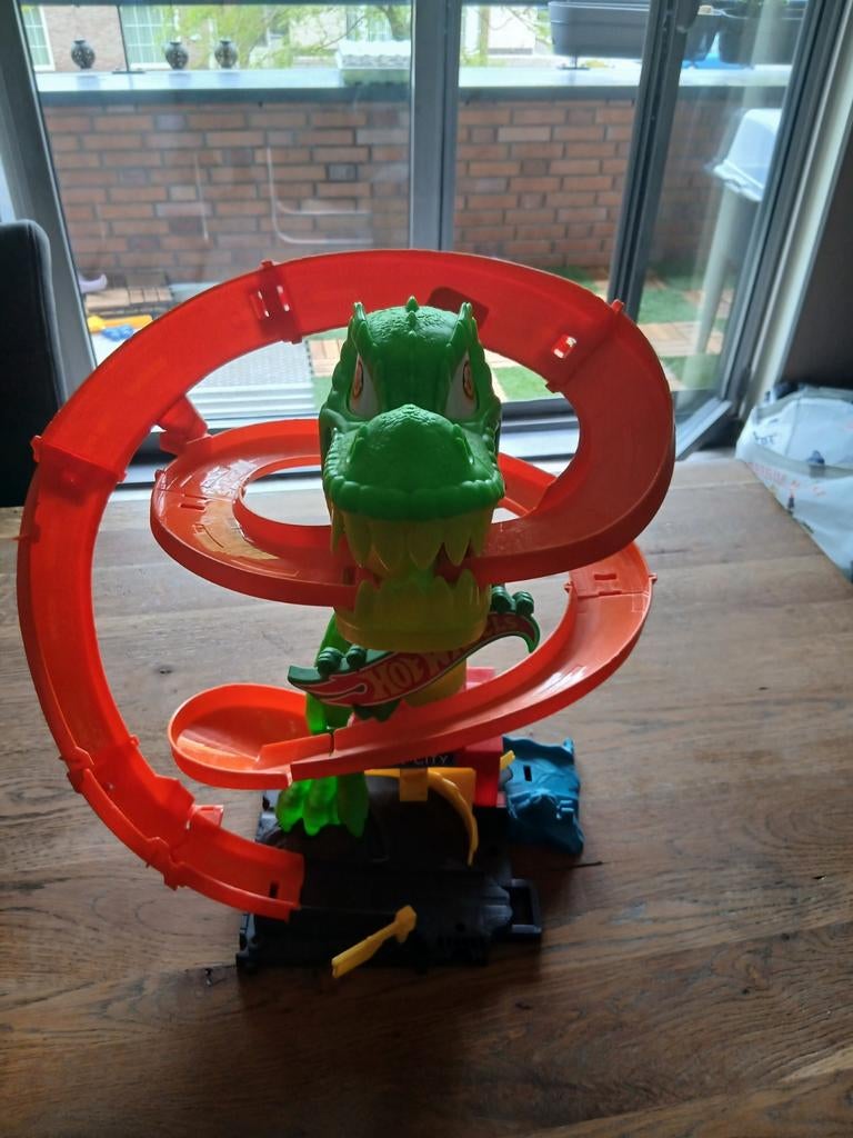 Hot Wheels T-Rex en Looping Baan en ultra car wash- Compleet, Ophalen, Gebruikt