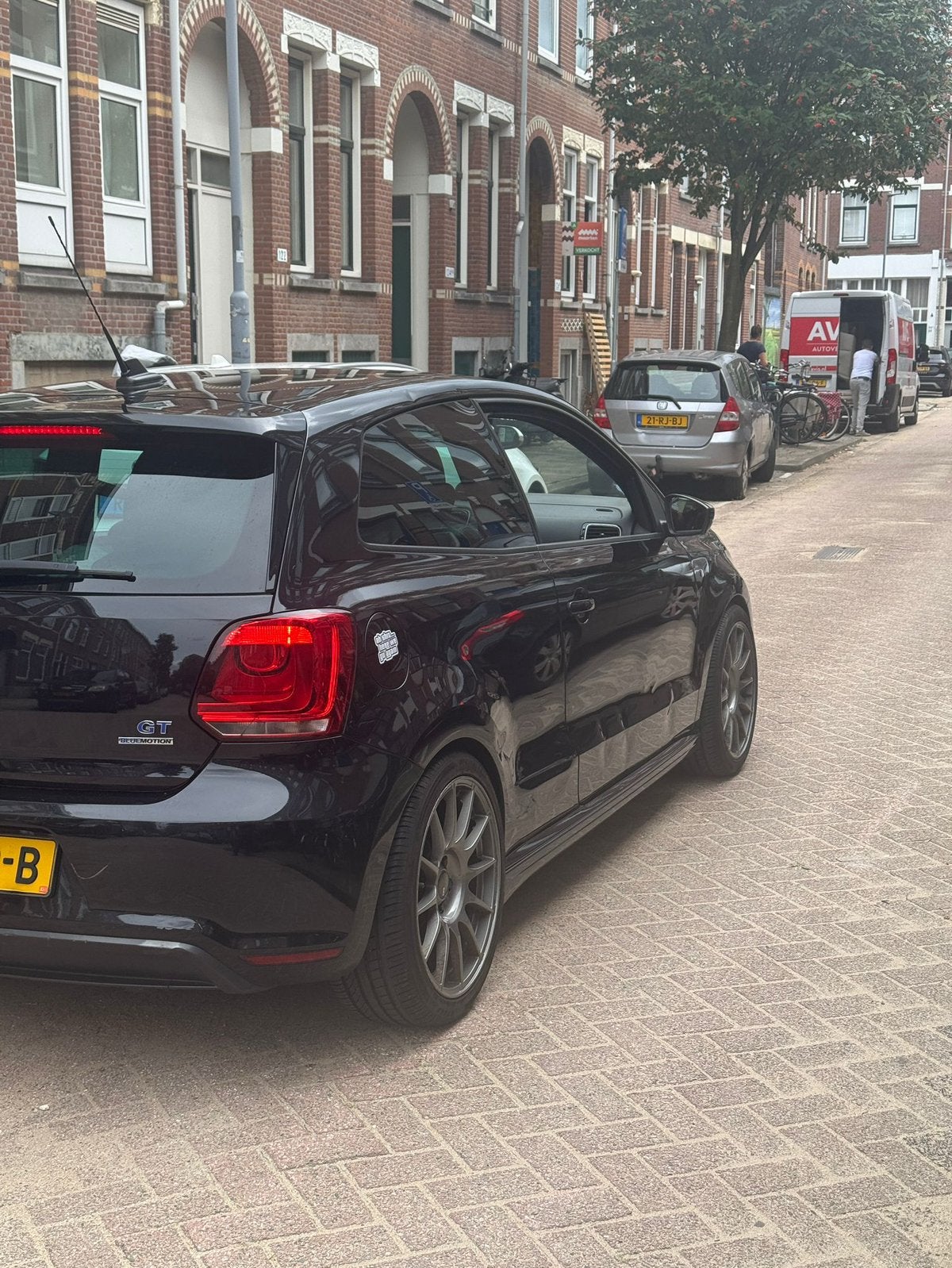 Volkswagen Polo BlueGT 1.4 TSI 103KW AUT 2013 Zwart, Auto's, 1116 kg, 4 cilinders, Zwart, 600 kg