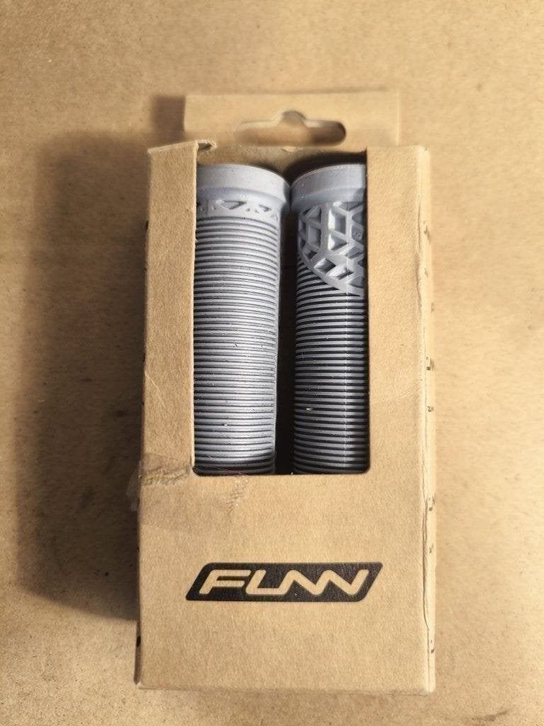 Funn Hilt JR Grips Grey mountainbike-handvatten, Fietsen en Brommers, Ophalen of Verzenden, Nieuw, Mountainbike