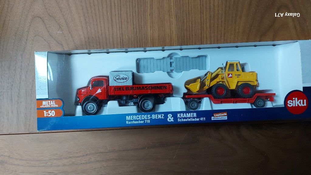 Siku Mercedes kurzhauber 710 & Kramer schauffellader 411, Ophalen of Verzenden, Nieuw, Bus of Vrachtwagen, SIKU