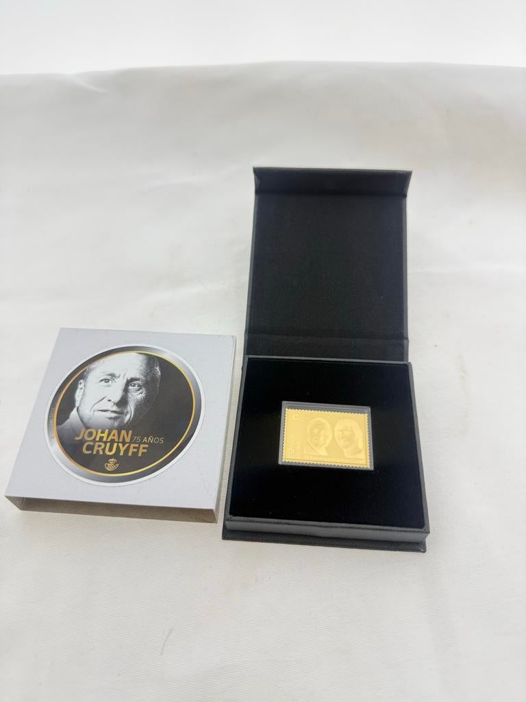 24kt Gouden Postzegel Johan Cruijff - Spaanse Editie, Postzegels en Munten, Ophalen of Verzenden, Postfris, Sport