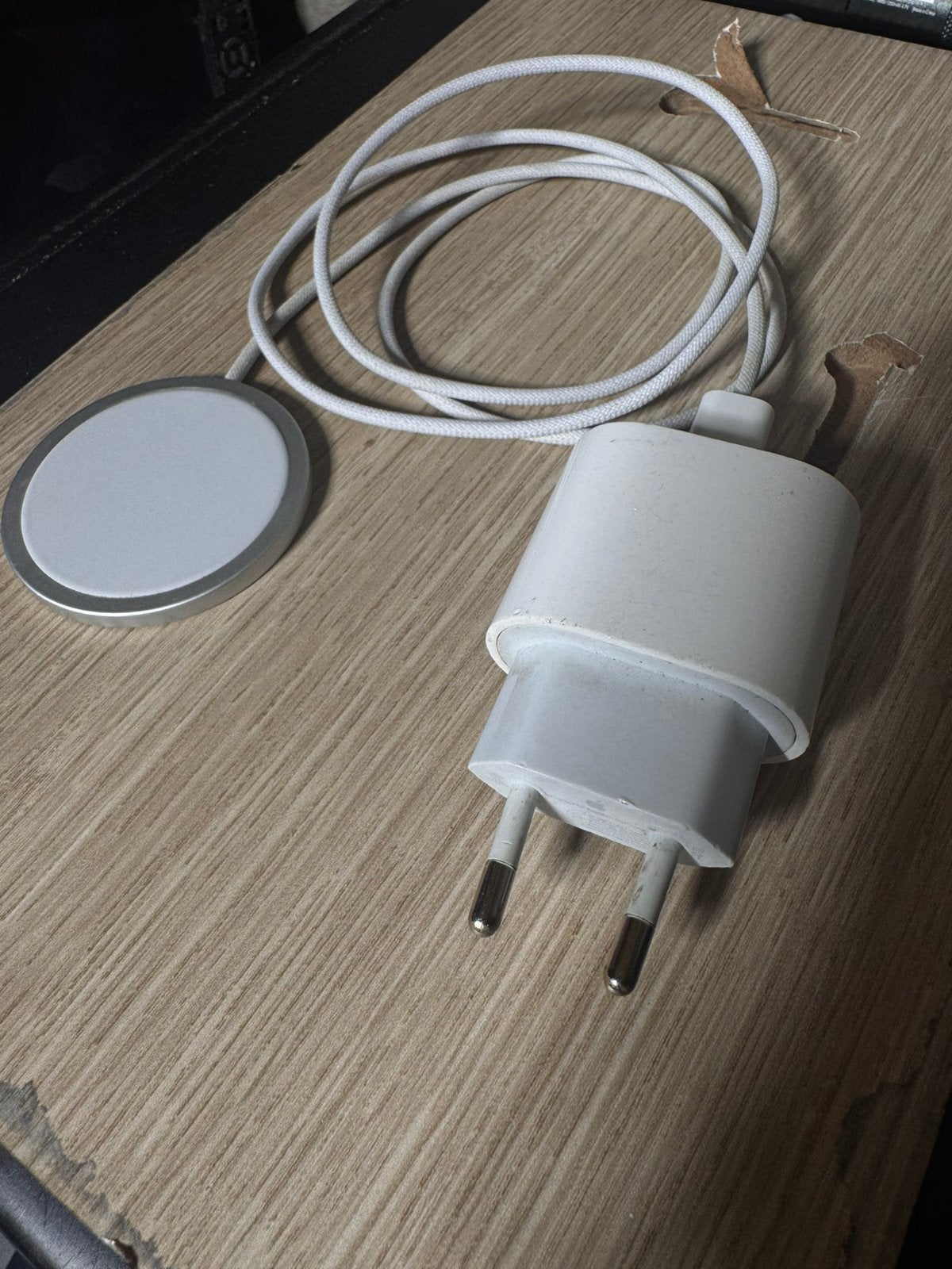 Draalos apple lader(origineel), Telecommunicatie, Mobiele telefoons | Telefoon-opladers, USB-C, Draadloze oplader, Zo goed als nieuw