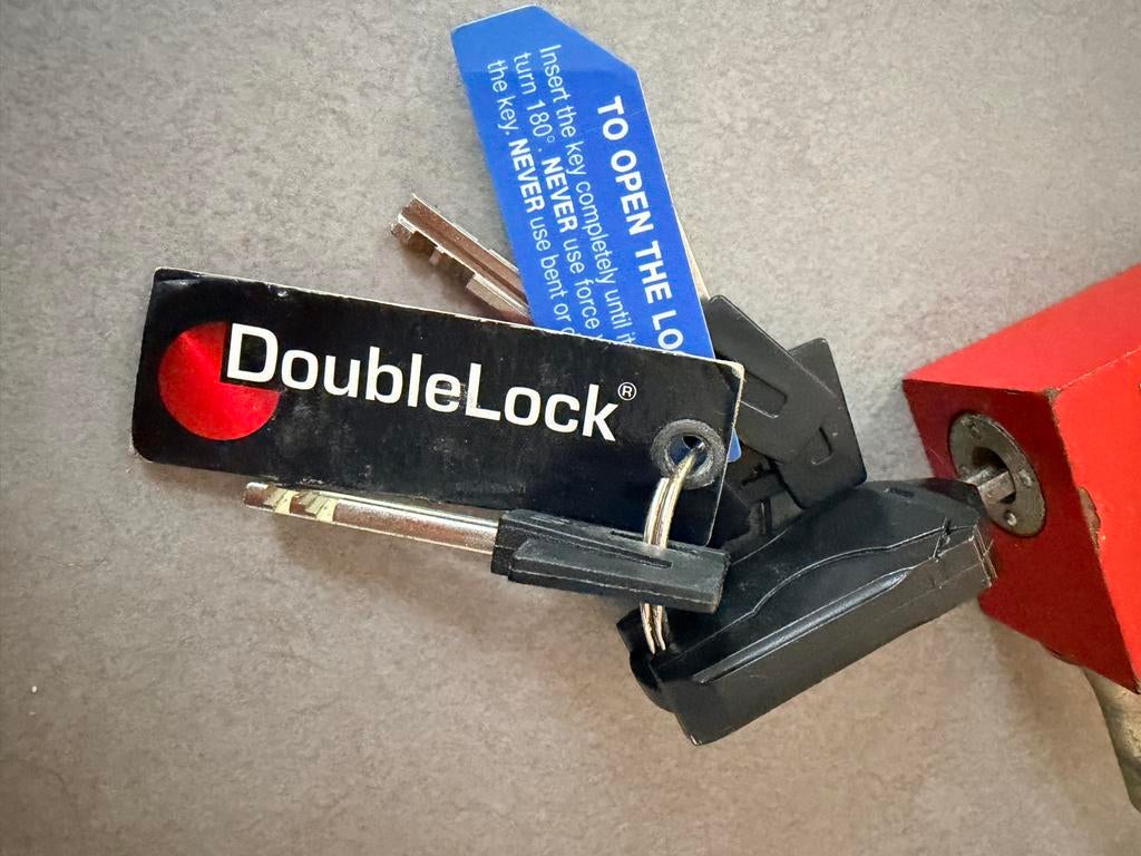 DoubleLock Disselslot / Aanhanger Slot - Compleet met sleute, Ophalen of Verzenden, Zo goed als nieuw