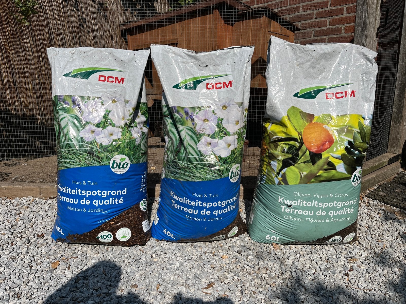 Gratis af te halen: 3 zakken grond (nog dicht), Tuin en Terras, Aarde en Mest, Ophalen, Tuinaarde