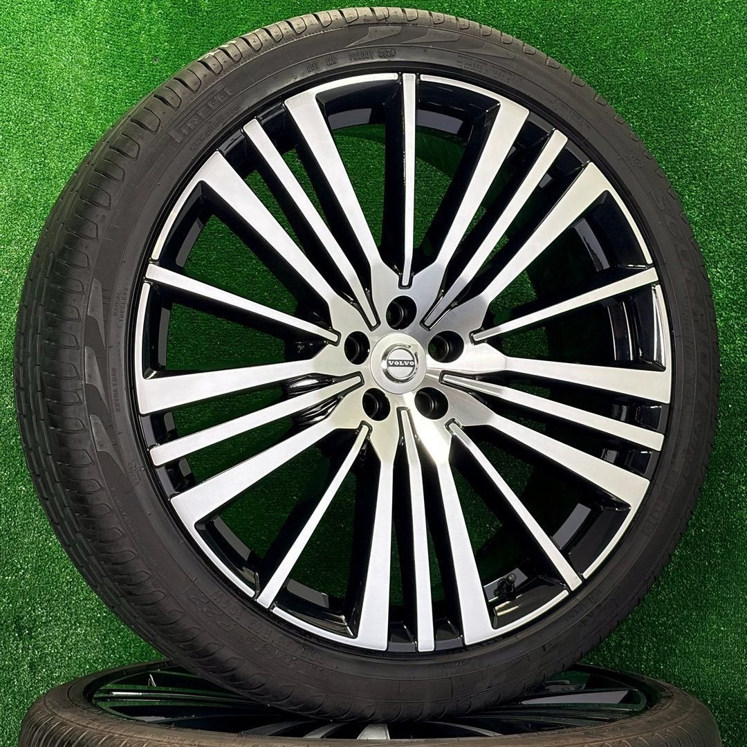 Originele 22 inch Volvo  R-Design velgen met banden XC90, Gebruikt, -, 275 mm, -