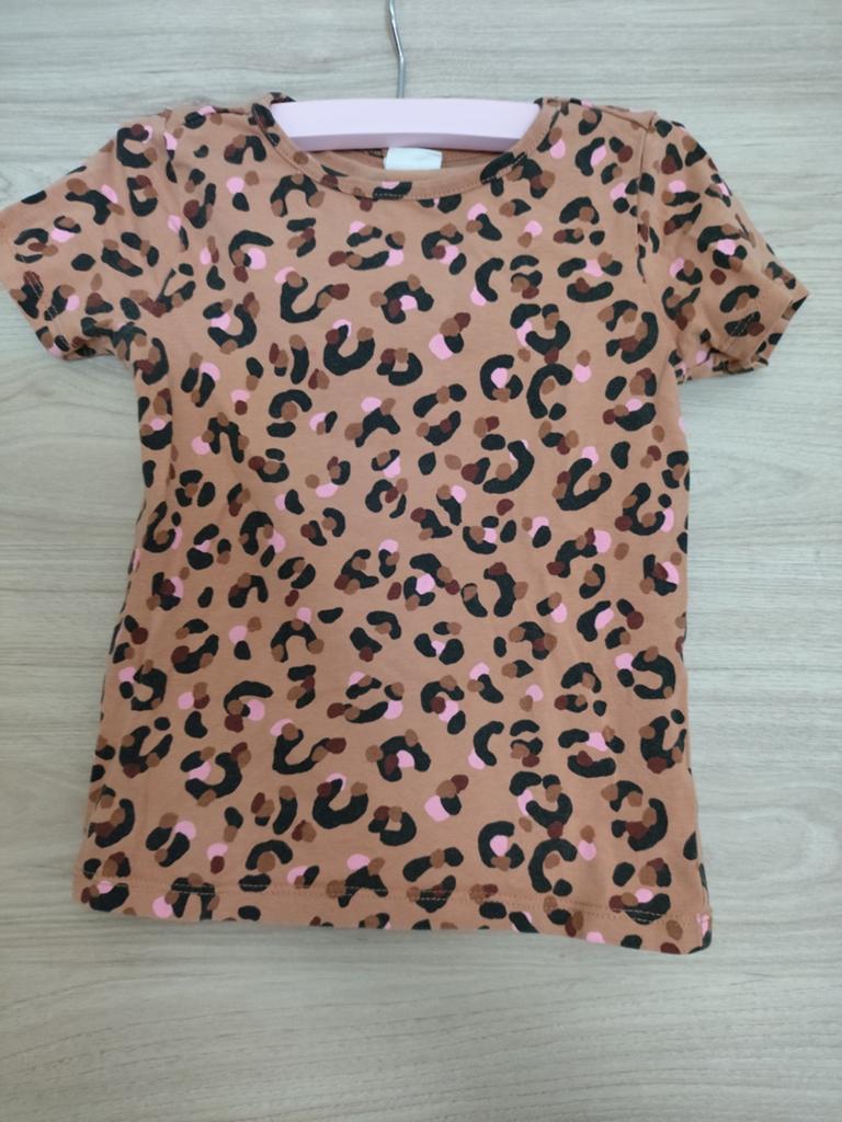 Leuk shirt met luipaardprint, Kinderen en Baby's, Kinderkleding | Maat 98, Meisje, Ophalen of Verzenden, Zo goed als nieuw, Shirt of Longsleeve