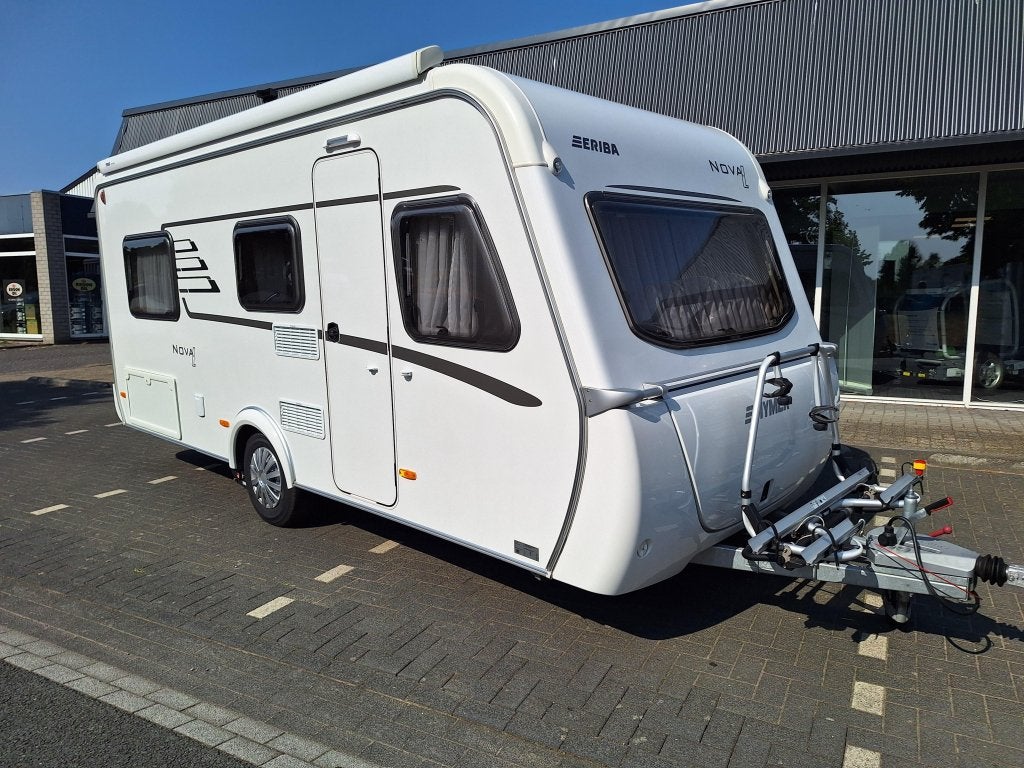 Eriba Nova Light 442 MOVER, VOORTENT EN LUIFEL, Caravans en Kamperen, Overige typen, Standaardzit, Bedrijf, Tot en met 3