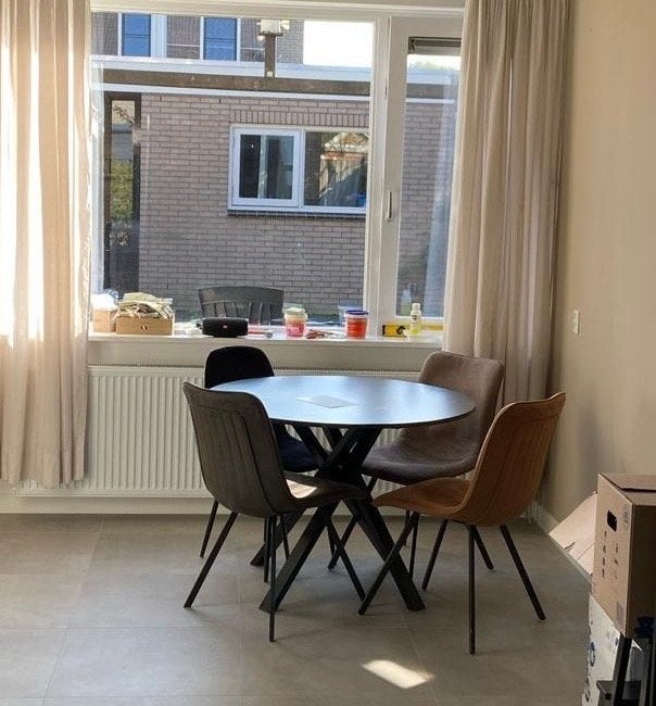 Ikea Mariedamm ronde eettafel 105cm, Huis en Inrichting, Ophalen, Gebruikt, 100 tot 150 cm, Rond