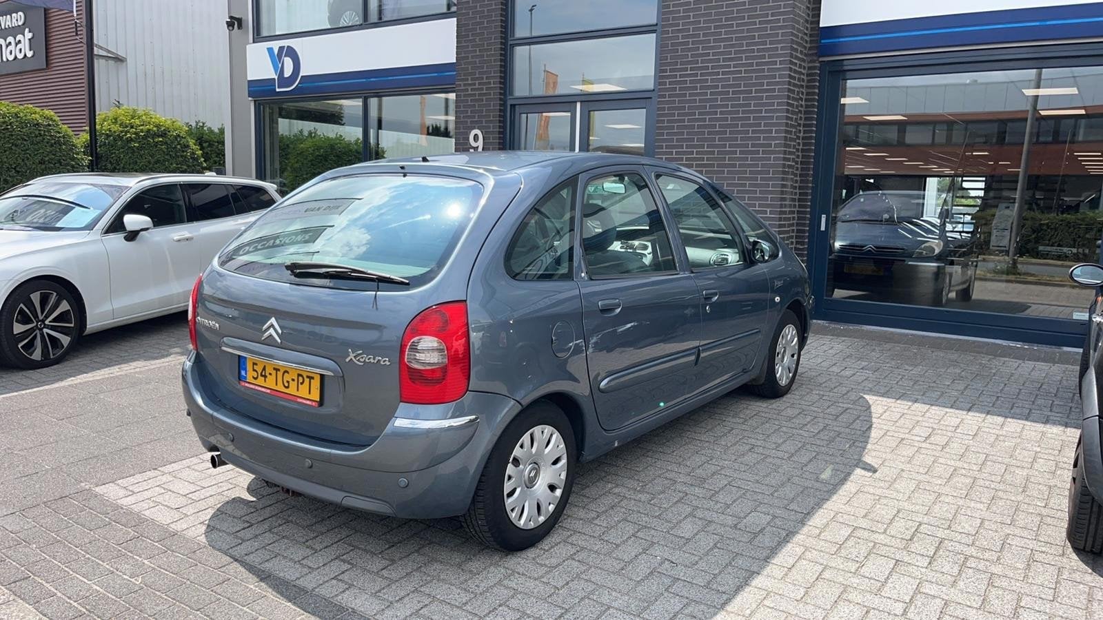 Citroen Xsara Picasso €2249,-2.0i-16V Caractère AUTOMAAT, Auto's, Citroën, 136 pk, 4 cilinders, Origineel Nederlands, Bedrijf