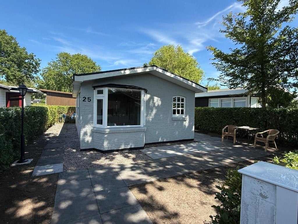 Chalet te koop op recreatiepark Kruininger Gors – zwembad, Caravans en Kamperen, Tot en met 2