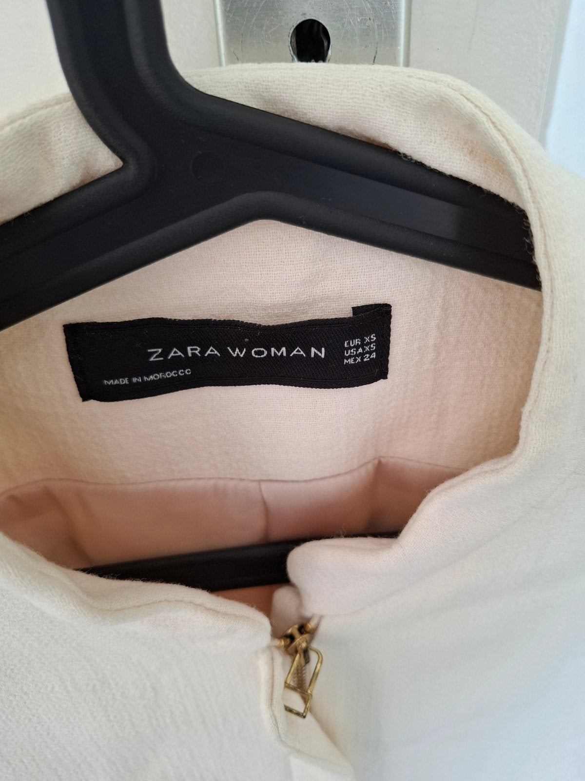 ZARA Woman Jasje – Crème/Ecru – 40% Wol – Maat XS, Ophalen of Verzenden, Zo goed als nieuw, Maat 38/40 (M), Beige