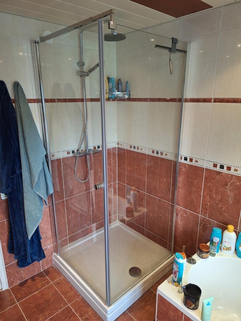 Glazen douchecabine met douchebak en kraan, Doe-het-zelf en Verbouw, Sanitair, Ophalen, Gebruikt, Glas, Douche