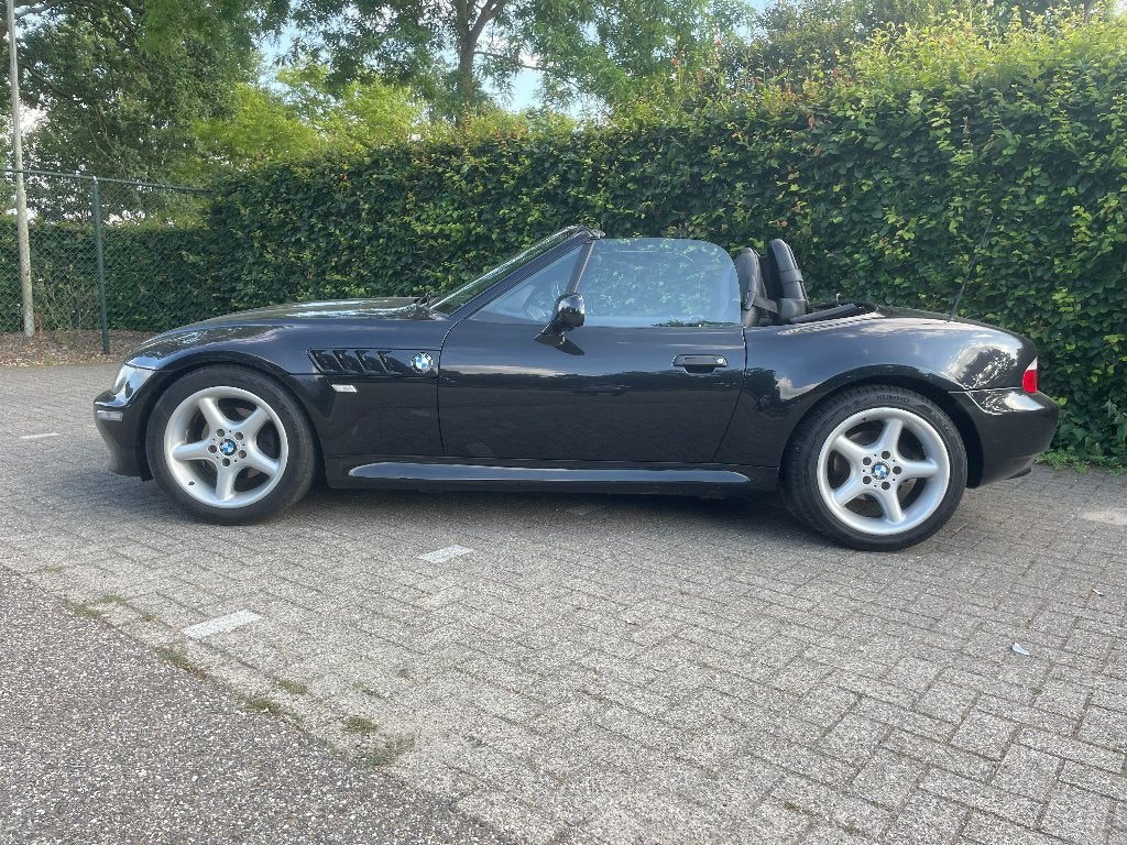 BMW Z3 1.9 Roadster, Bouwjaar: 2000 Zwart Metallic, 13 km/l, 4 cilinders, Cabriolet, Zwart