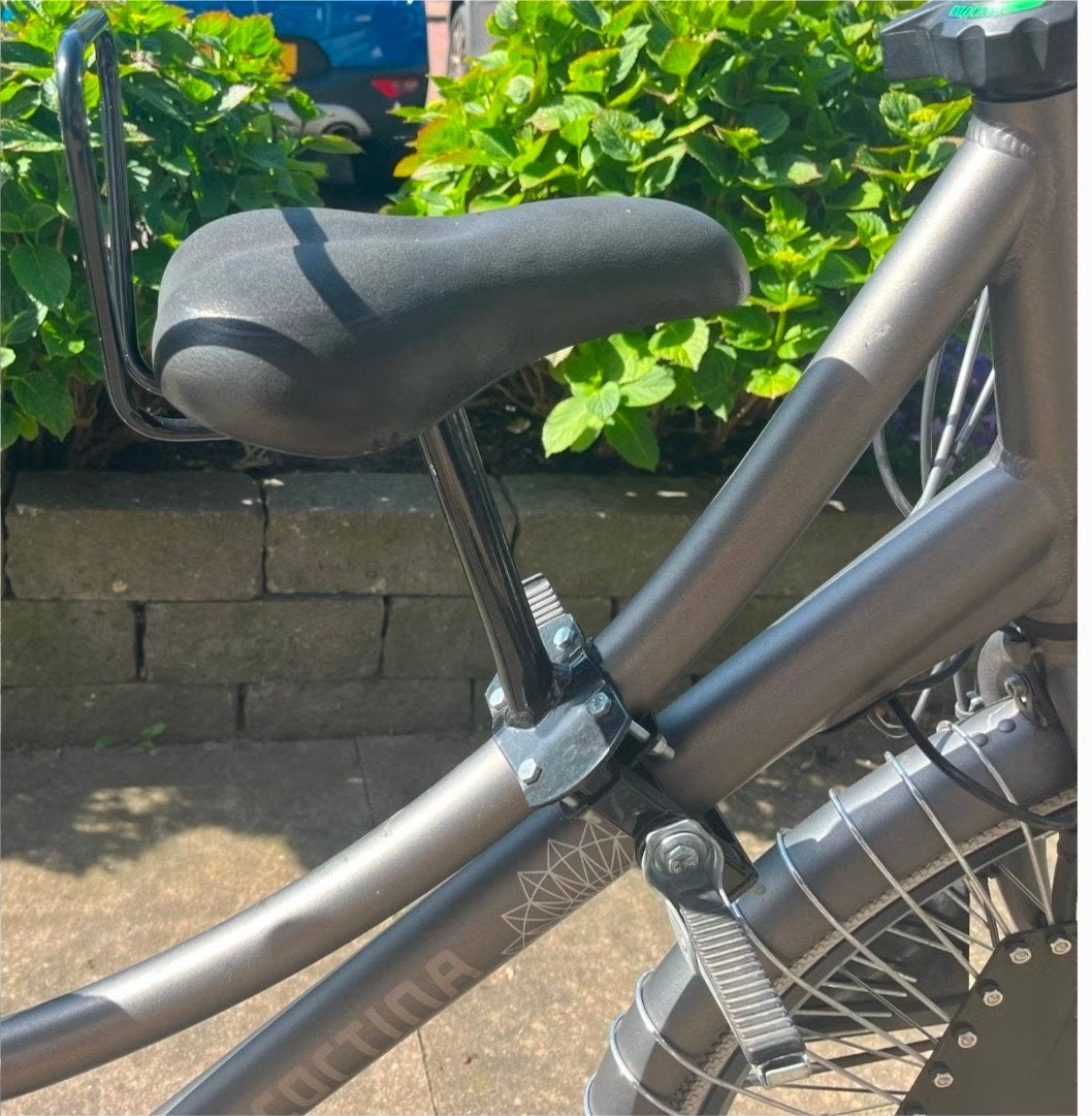 Zadel op stang kinderzitje voor op de fiets, Fietsen en Brommers, Fietsaccessoires | Fietsstoeltjes, Ophalen of Verzenden