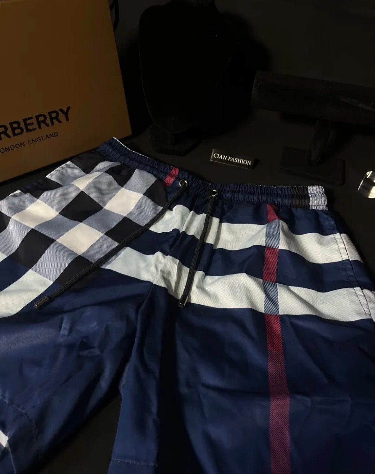 Burberry zwembroek blauw, Kleding | Heren, Badmode en Zwemkleding, Ophalen of Verzenden, Overige maten, Blauw