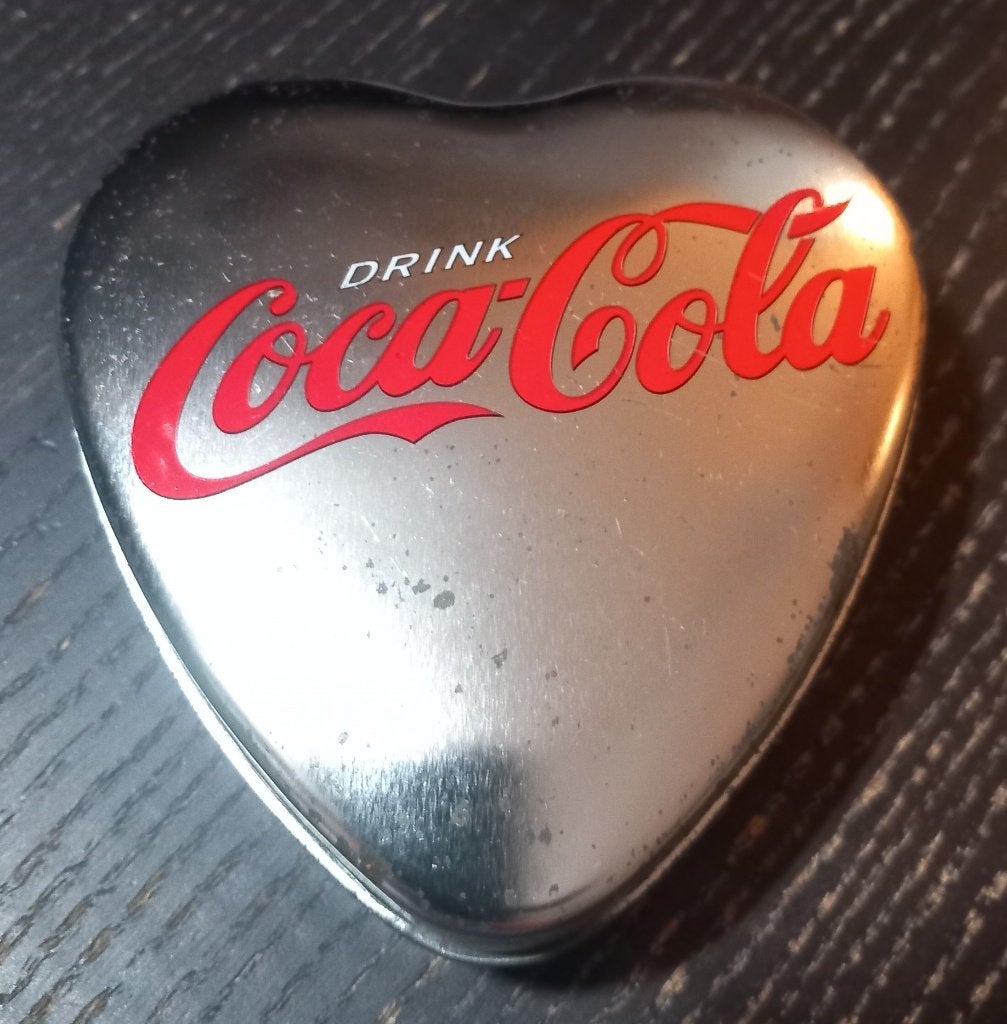 Coca Cola blikje in hartvorm met Howdy Friend Puzzeltje, Ophalen of Verzenden, Gebruikt, Gebruiksvoorwerp