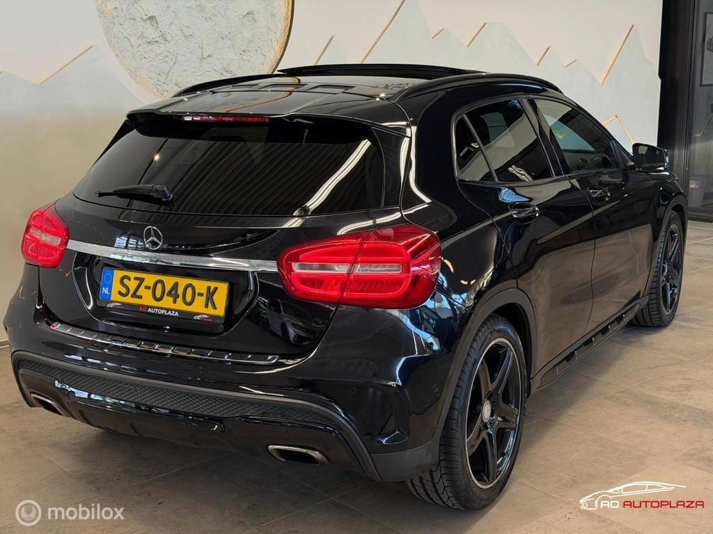 Mercedes GLA-klasse 200 AMG Panorama/Stoelverwarming/Leer/El, 715 kg, Zwart, Bedrijf, 1335 kg