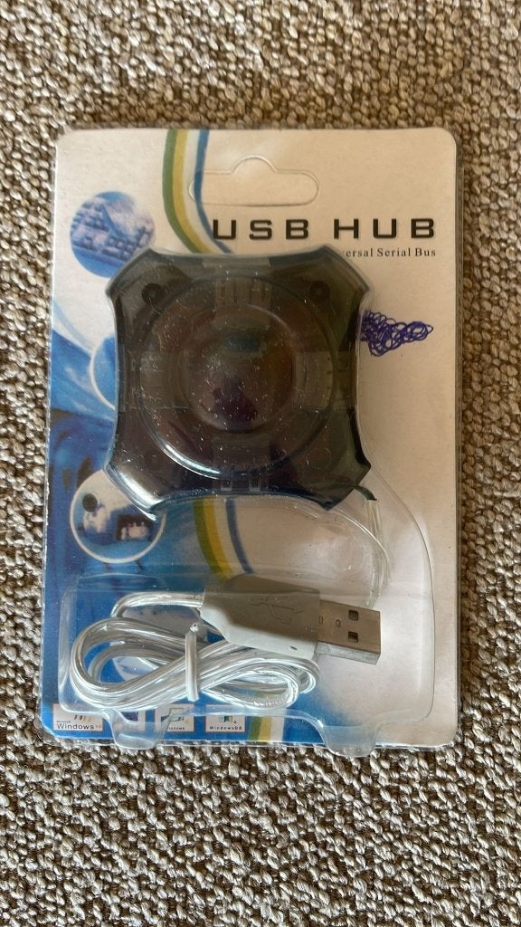 USB 4 port hub, Computers en Software, Ophalen of Verzenden, Zo goed als nieuw, 1 GB of minder