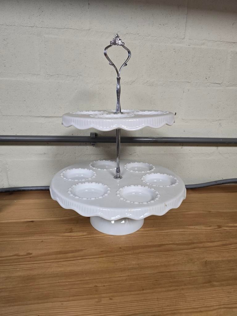 Witte cupcake etagere met twee lagen, Ophalen of Verzenden