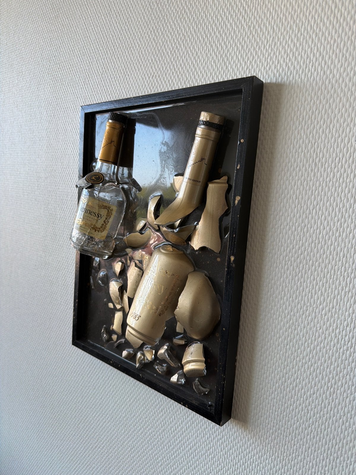 Hennessy kunstwerk met echt bladgoud en epoxy, Overig onderwerp, Gemengde techniek, Overige materialen, Gelakt/vernis
