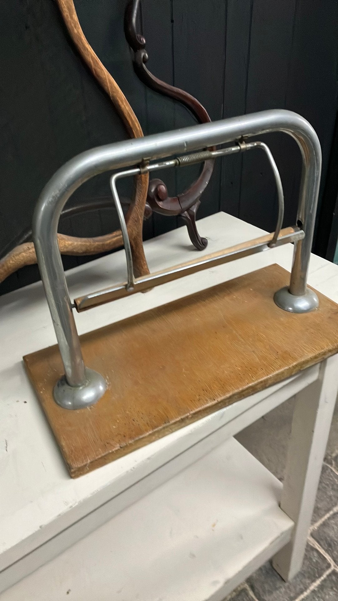 Oude antieke papierrolhouder voor 30 cm rollen papier, Ophalen of Verzenden