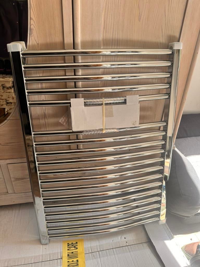 Handdoekradiator chroom nieuw in doos 60X80 cm Hudson Reed, Radiator, Nieuw, Minder dan 60 cm, Ophalen of Verzenden