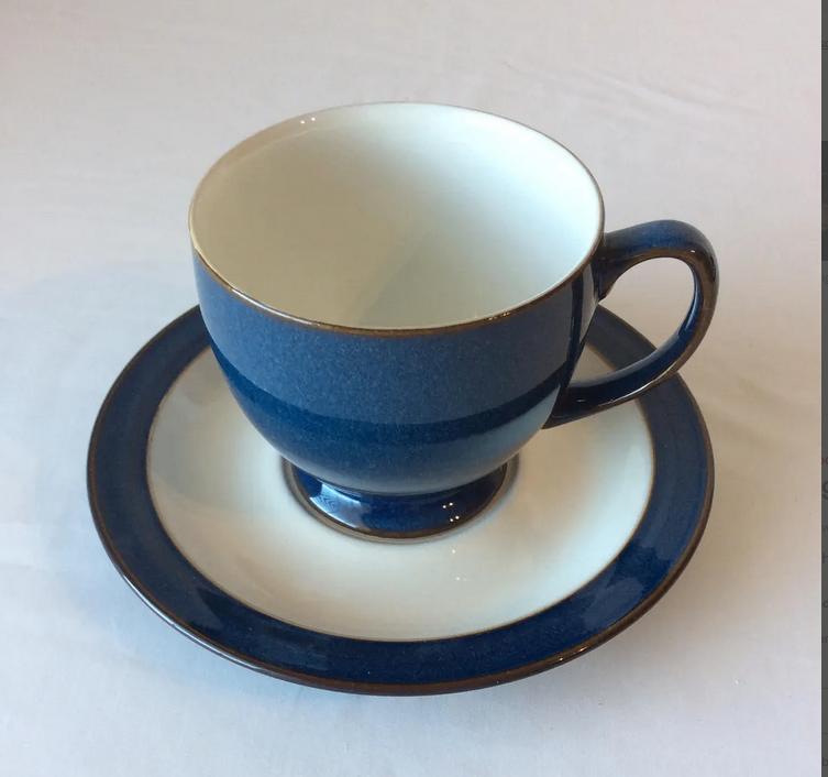 Denby England Kop en Schotels en melk en suiker set, Ophalen of Verzenden, Zo goed als nieuw, Overige stijlen, Kop(pen) en/of Schotel(s)