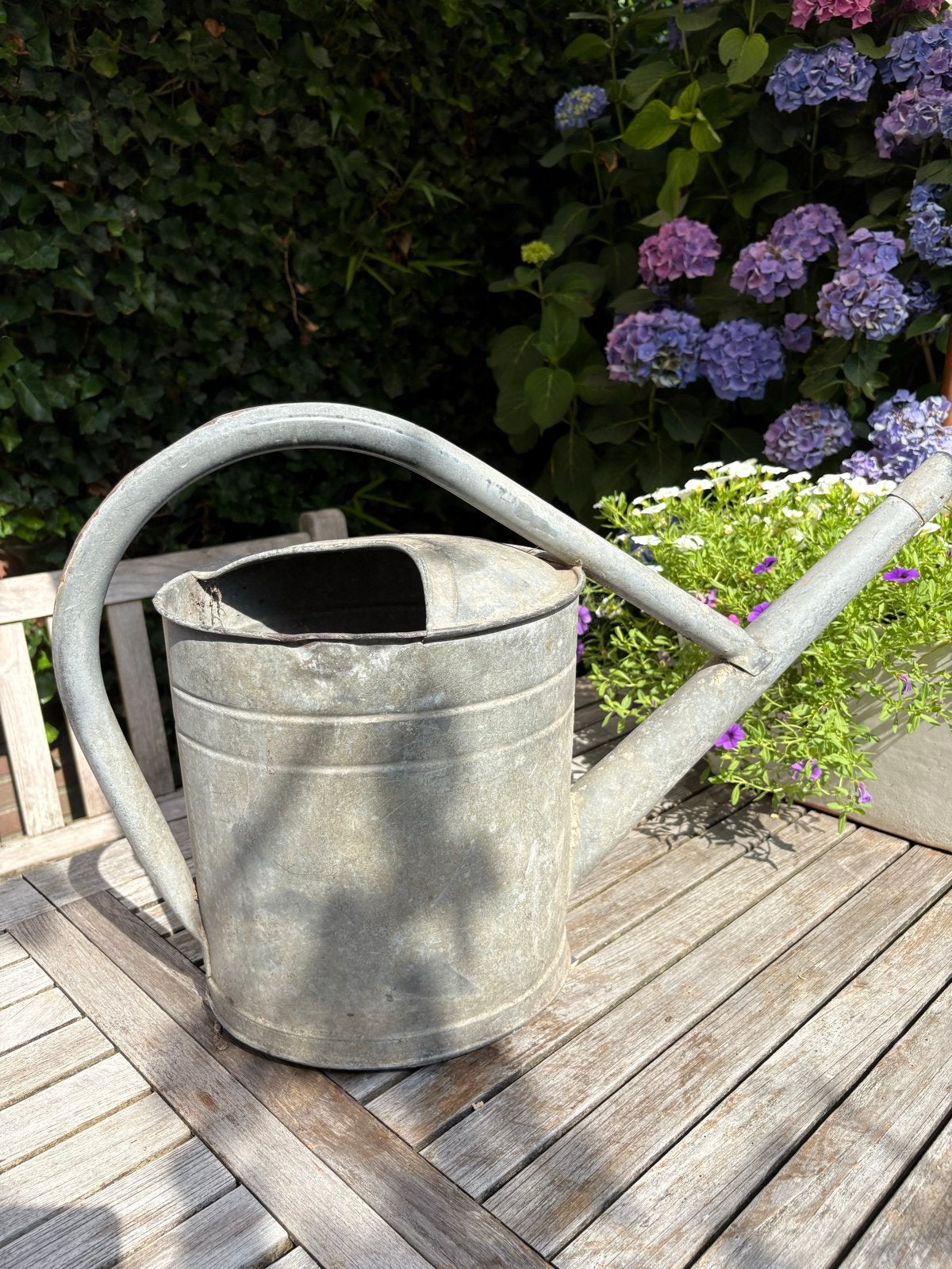 Grote waterdichte zinken gieter - 12,5 liter, 33 cm hoog, Ophalen, Gebruikt, Metaal