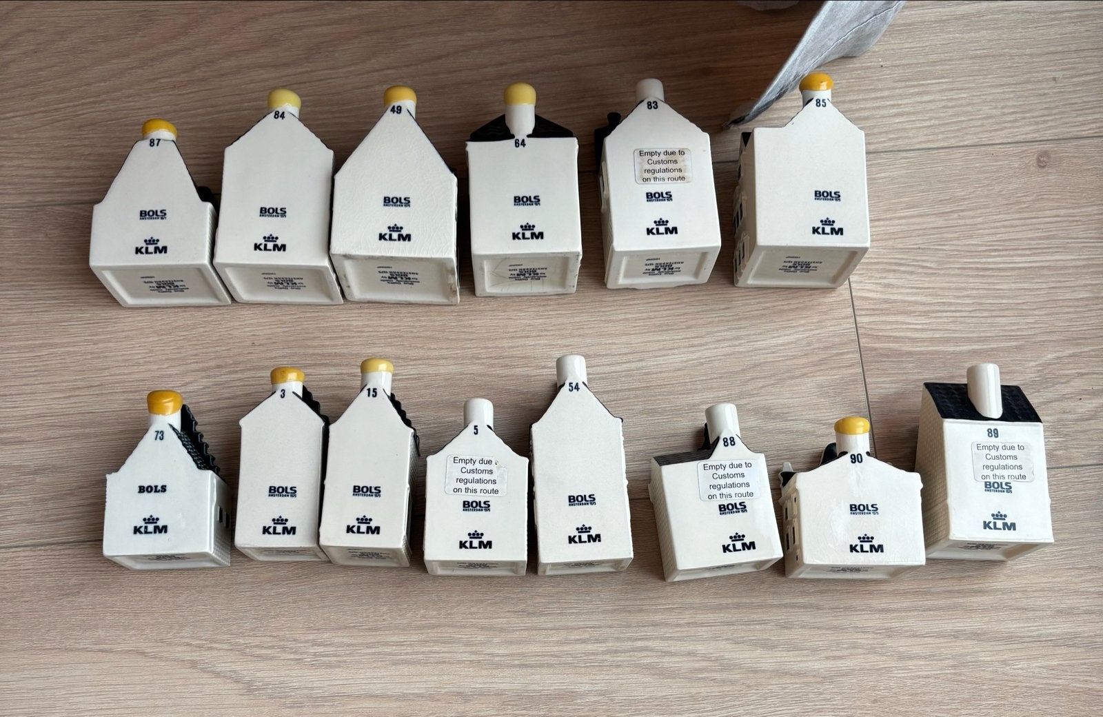 KLM huisjes set - Nummers 3, 5, 15, 49, 54, 64, 73, 83-90, Ophalen of Verzenden, Gebruikt, 1 t/m 20, Gevuld