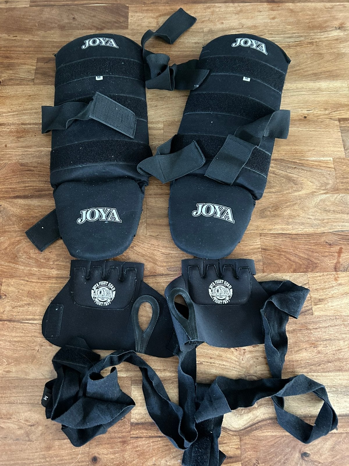 Joya scheenbeschermers M, binnen handschoenen kickboksen, Sport en Fitness, Ophalen of Verzenden, Zo goed als nieuw, Overige