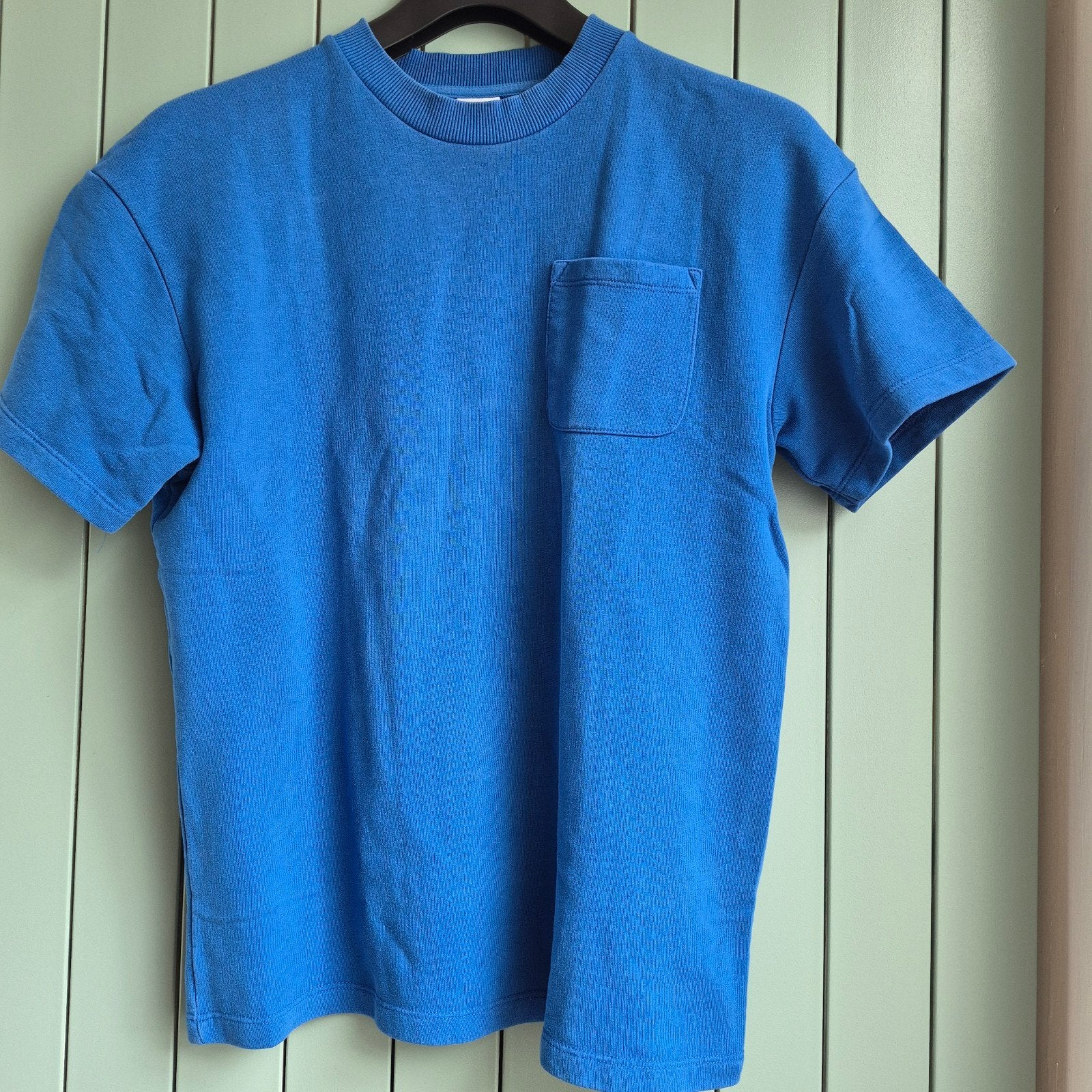 Blauw T-shirt met borstzakje, Gebruikt, Ophalen of Verzenden, Shirt of Longsleeve, Shoeby