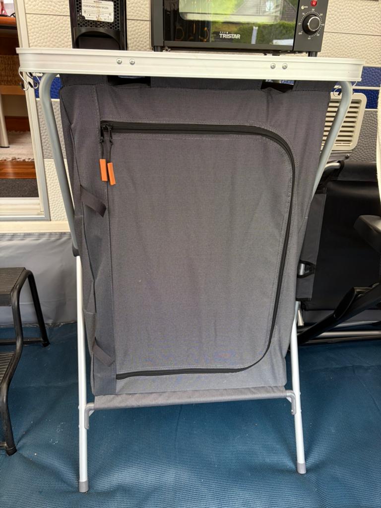 Obelink travel easy luxe camping kast, Ophalen, Zo goed als nieuw