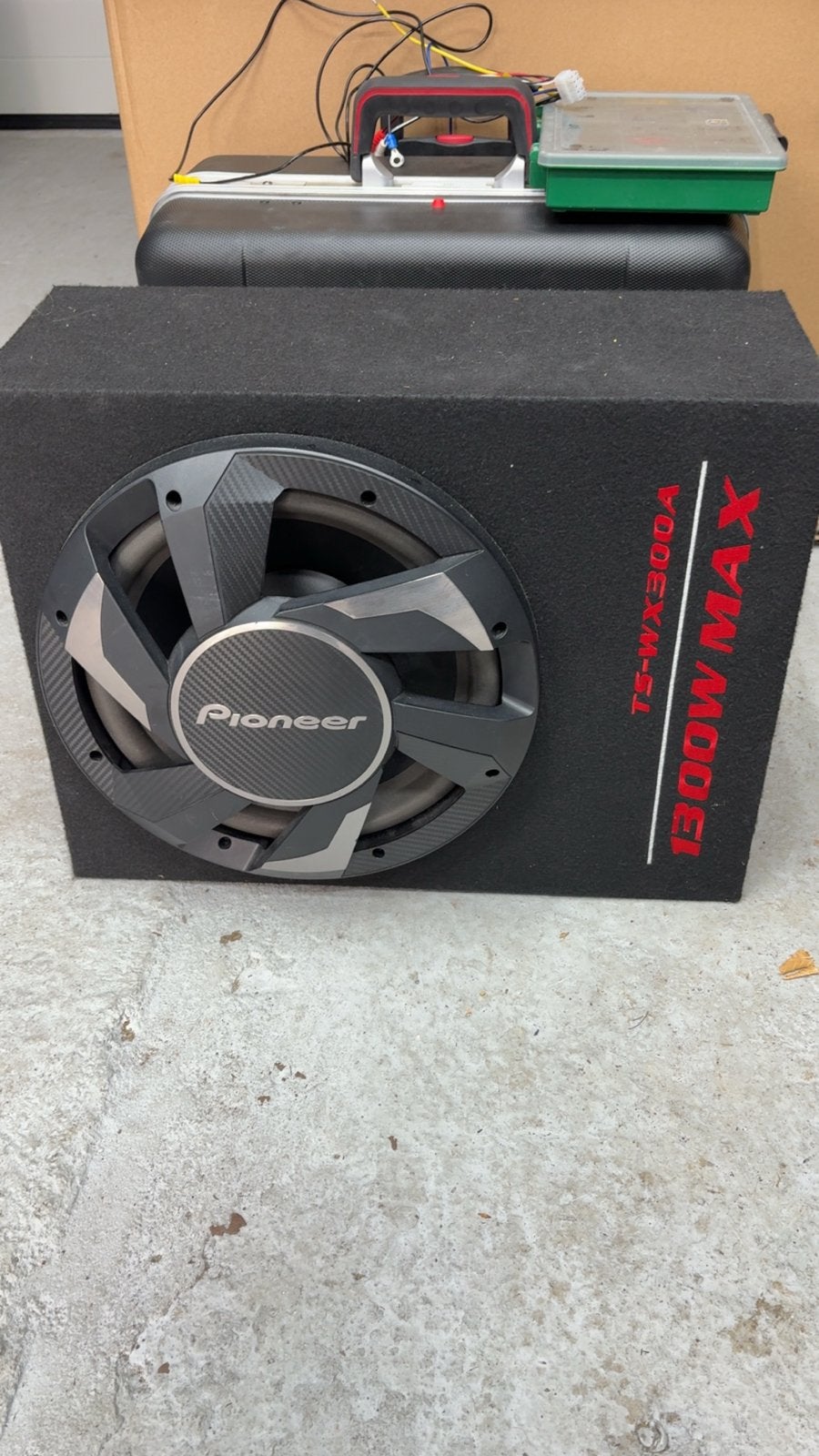 Pioneer TS-WX300A Subwoofer 1300W MAX, Ophalen of Verzenden, Gebruikt