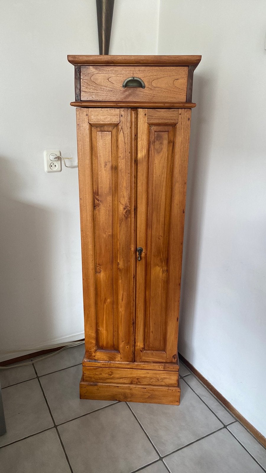 Massief houten dvd/cd kast met lade  48x37,5x149cm BRxLxH, Ophalen
