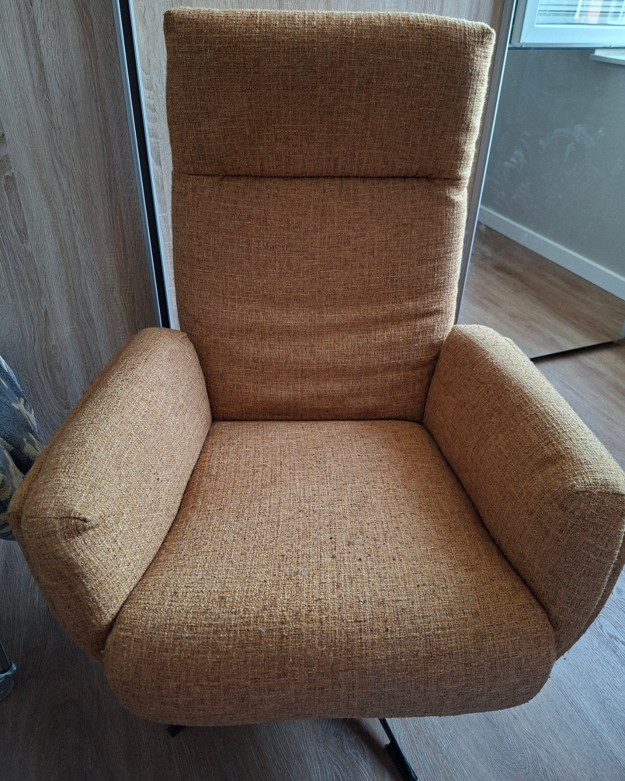 Fauteuil / Stoel inclusief hocker, Ophalen, Nieuw, 75 tot 100 cm, Stof