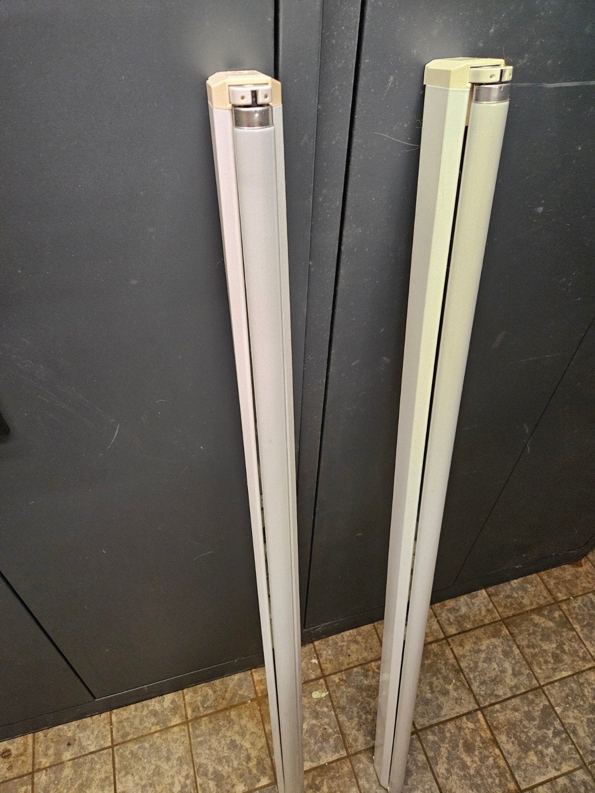 Massive TL Armatuur 2 stuks + lampen, Ophalen, Zo goed als nieuw, Minder dan 50 watt, Armatuur