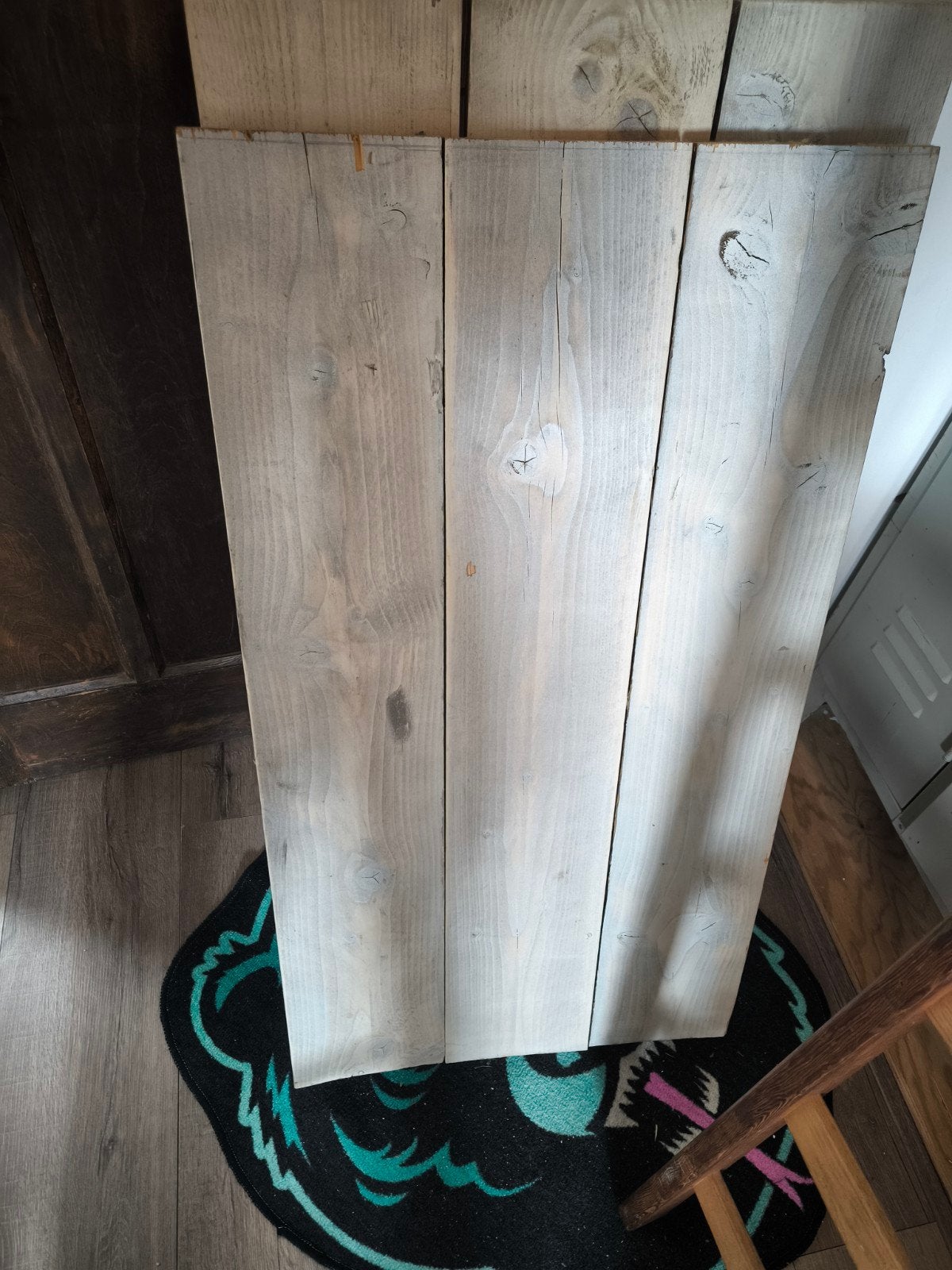 Gratis af te halen steigerhout (barretje/tafel), Ophalen