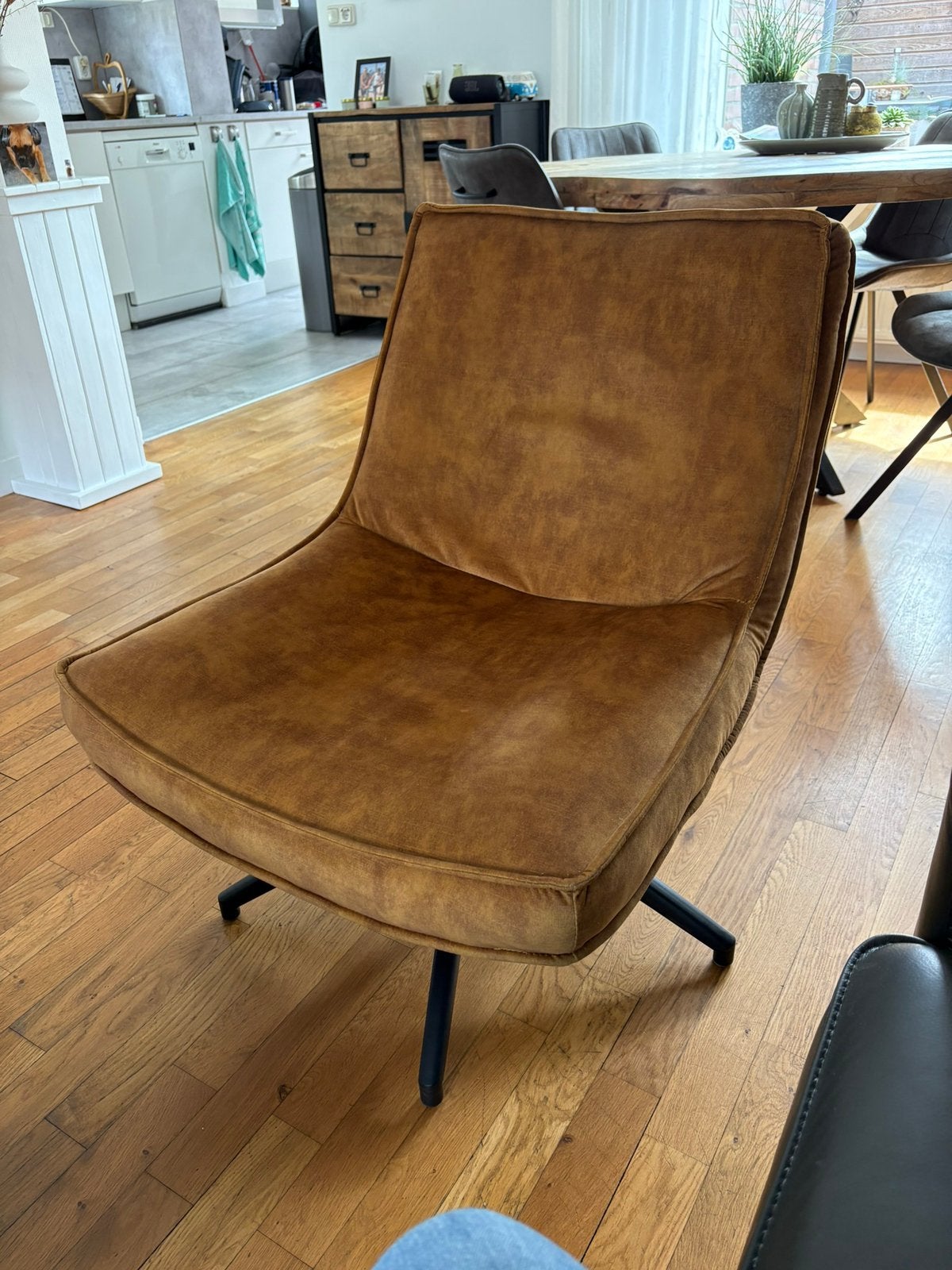 Draai fauteuil, Ophalen, Zo goed als nieuw, Minder dan 75 cm, 50 tot 75 cm
