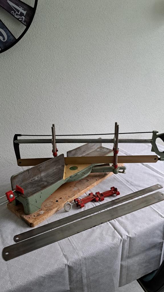 Professionele verstekzaag, Ophalen, 1200 watt of meer, Afkortzaag, 70 mm of meer
