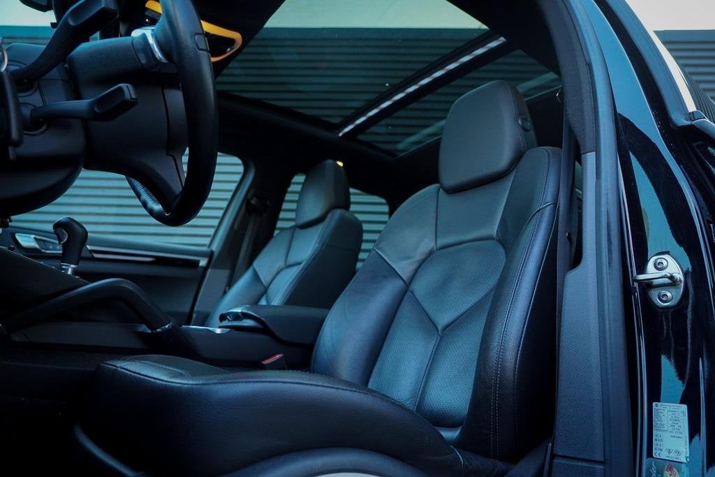 Porsche Cayenne 4.2 D S / Pano / Trekhaak / Bose / Keurige S, Auto's, Automaat, Gebruikt, 8 cilinders, Zwart