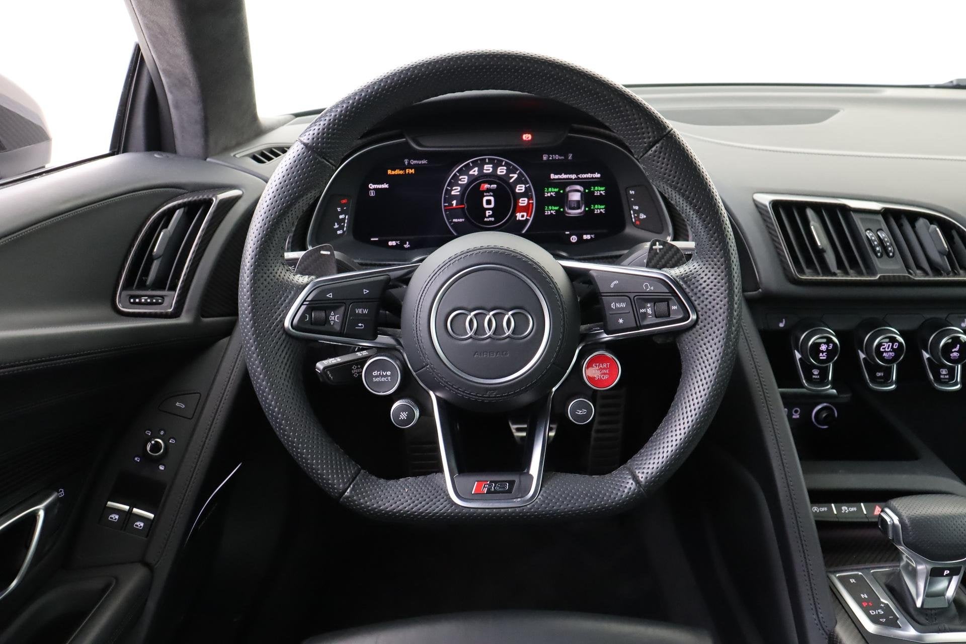 Audi R8 5.2 PERFORMANCE RWD -CARBON BODYKIT|CARBON SPOILER|C, Auto's, Audi, Automaat, 12 maanden, Achterwielaandrijving, Gebruikt