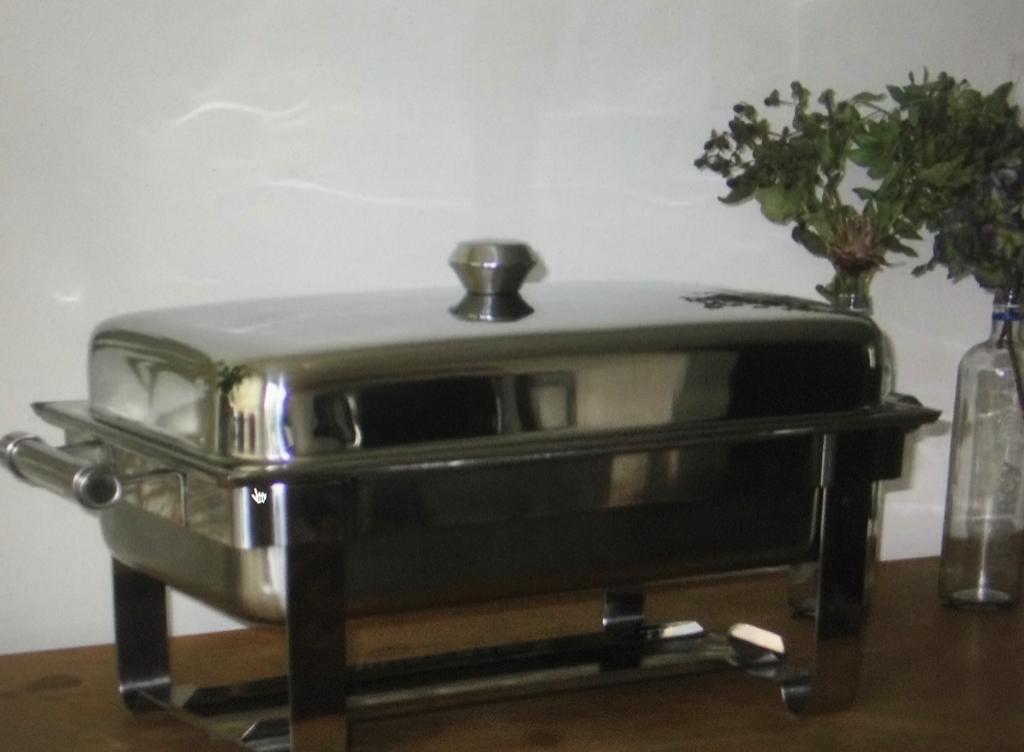 Luxe warmhoudbak, Chafing dish, buffetwarmer. Lees tekst., Ophalen of Verzenden, Zo goed als nieuw, Rvs, Overige typen
