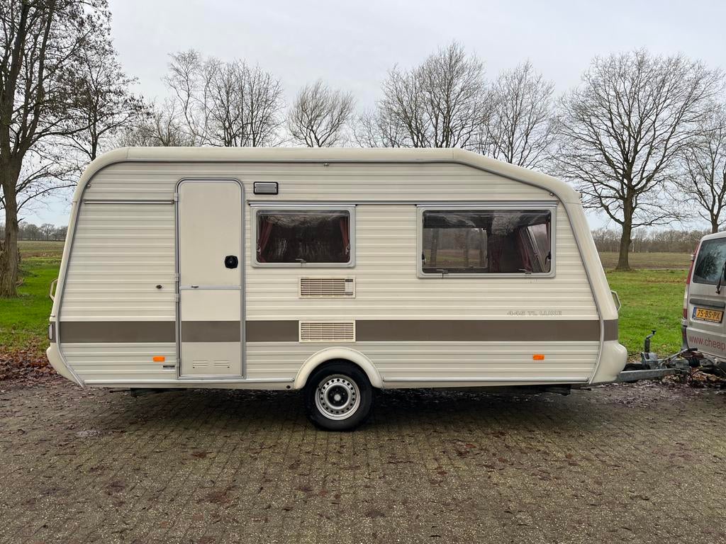 Avento 445 TL Royal Luxe ( 1996 ) topstaat, Caravans en Kamperen, Caravans, Standaardzit, Bedrijf, 750 - 1000 kg, 4 tot 5 meter