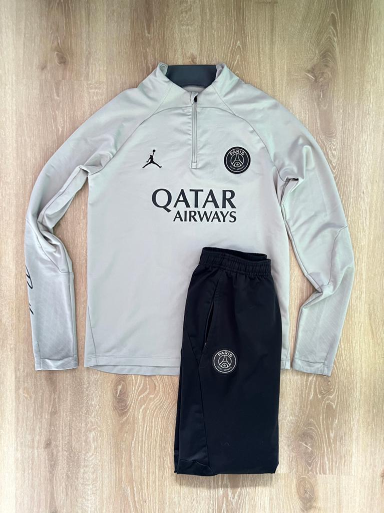PSG trainingspak Jordan maat 170/XS, Kleding | Heren, Sportkleding, Beige, Jordan, Jordan, Ophalen of Verzenden