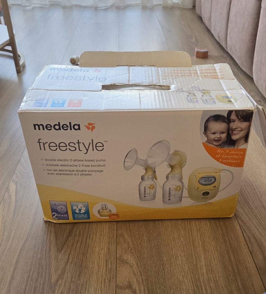 Medela Freestyle Dubbele Elektrische Borstkolf met Toebehore, Kinderen en Baby's, Gebruikt, Medela, Borstkolf, Ophalen of Verzenden