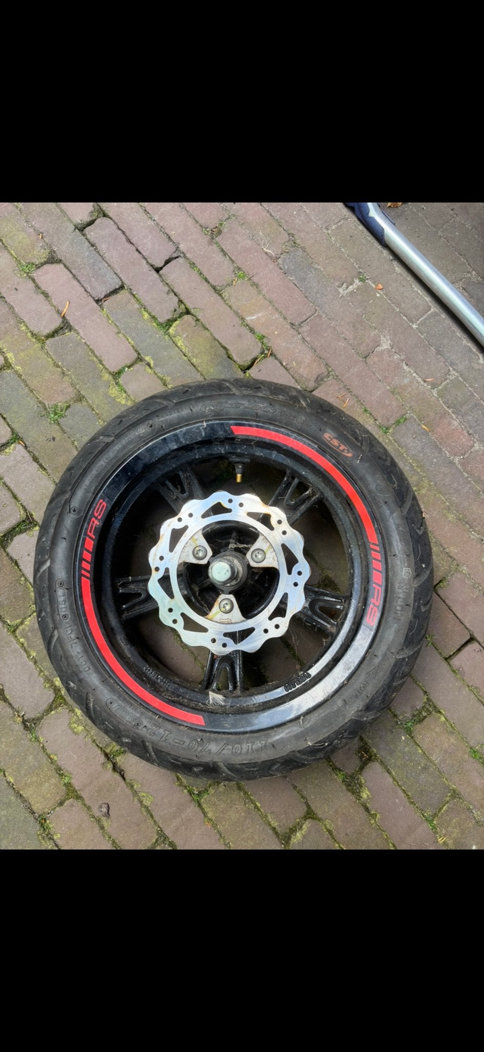 Voorband Peugeot Kisbee, Ophalen of Verzenden, Gebruikt, Overige typen, Peugeot