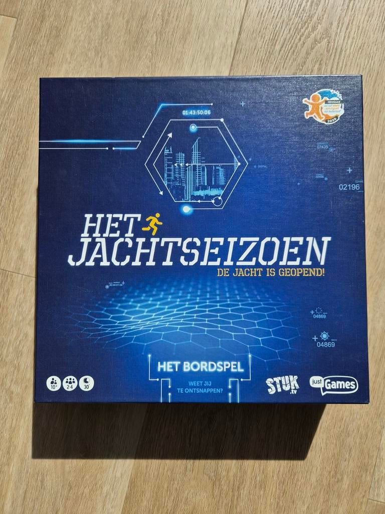 Vier bordspellen: Jachtseizoen, Trivial Pursuit en Stratego, Hobby en Vrije tijd, Vijf spelers of meer, Ophalen of Verzenden, Zo goed als nieuw